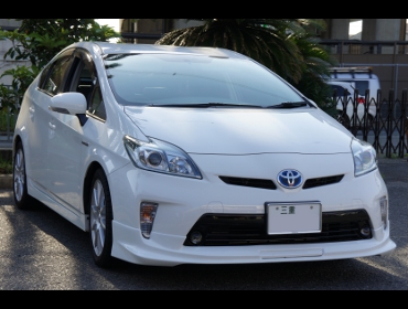 TOYOTA�@�v���E�X30�n��RECARO�i���J���j�V�[�g����