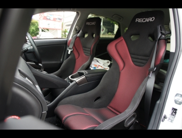 RECARO�i���J���V�[�g�j�@TOYOTA�@�v���E�X�@30�n��RECARO�i���J���j�@RS-G SK2 BK/RED�@�~2�r�@����