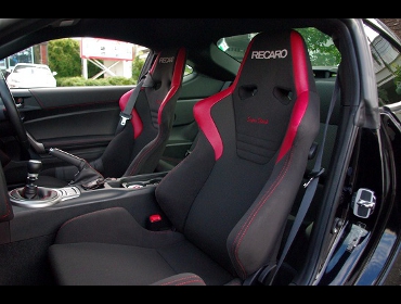 RECARO�i���J���V�[�g�j�@TOYOTA�@86�@ZN6�Ƀ��J���@����@RS-G �X�[�p�[�V���^���N�@NU�@���@����@SR-6 �X�[�p�[�V���^���N�@NU�@����