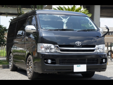 TOYOTA�@200�n�n�C�G�[�X��RECARO�i���J���j�V�[�g����