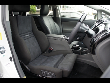 RECARO�i���J���V�[�g�j�@TOYOTA�@�v���E�X���@5�l���Ƀ��J���@�I���\�y�hAN220HV BK�@����