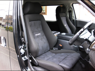 RECARO�i���J���V�[�g�j�@TOYOTA�@200�n�n�C�G�[�X�@���C�h�~�h���@�o��SGL�@4WD�@TRH216K�Ƀ��J���@�G���S���hMV�@BK�@�~2�r�@����