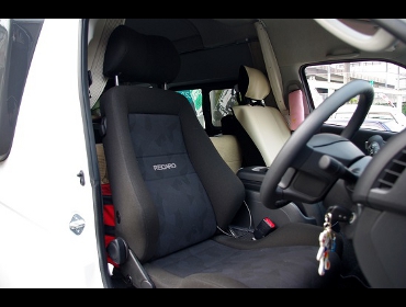 RECARO�i���J���V�[�g�j�@TOYOTA�@�n�C�G�[�X�@�X�[�p�[�����O�@200�n4�^�Ƀ��J���@�G���S���hD�@BK�@����