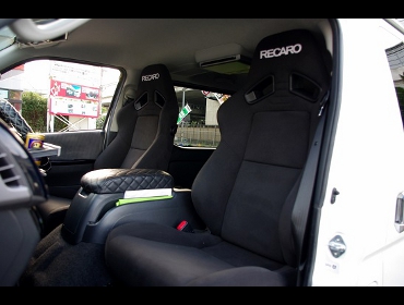 RECARO�i���J���V�[�g�j�@TOYOTA�@�n�C�G�[�X�@200�n�Ƀ��J���@SR-7F KK100�@BK�@�~2�r�@����