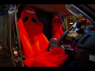 RECARO�i���J���V�[�g�j�@TOYOTA�@�n�C�G�[�X200�n�Ƀ��J���@SR-7 KK100�@RED�@�~2�r�@����