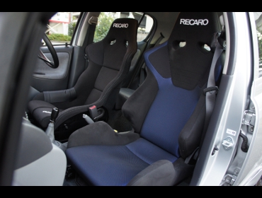 RECARO�i���J���V�[�g�j�@TOYOTA�@���B�b�c�@NCP15��SP-G�VKK�@���@SR-6 SK100S BK/BL�@����