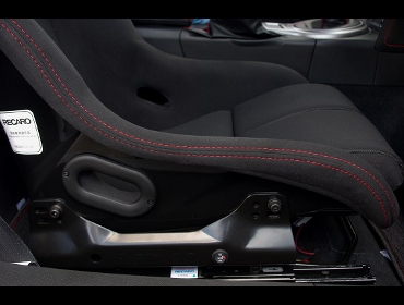 RECARO�i���J���V�[�g�j�@TOYOTA�@86�@ZN6�Ƀ��J���@����RS-G �X�[�p�[�V���^���NNU�@���@����SR-6 �X�[�p�[�V���^���NNU�@����