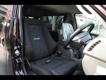 RECARO�i���J���V�[�g�j�@TOYOTA�@���W�A�X�G�[�X�Ƀ��J���@�G���S���hMV H�i�V�[�g�q�[�^�[�t���j�@BK�@����