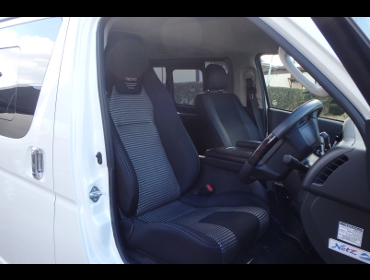 RECARO�i���J���V�[�g�j�@TOYOTA�@�n�C�G�[�X�@200�n��RECARO�i���J���j�@LX-F IM110 BK�@����