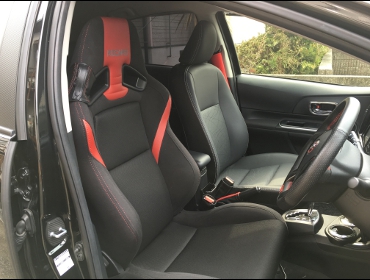 RECARO�i���J���V�[�g�j�@TOYOTA�@�A�N�A��RECARO�i���J���j�@SR-7F Lassic RED/RED�@����