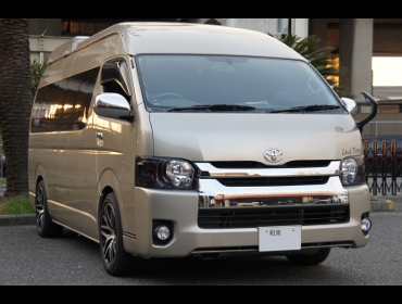 TOYOTA�@�n�C�G�[�X200�n��RECARO�i���J���j�V�[�g����