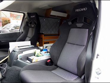 RECARO�i���J���V�[�g�j�@TOYOTA�@�n�C�G�[�X200�n�Ƀ��J���@SR-7F GK100H�i�V�[�g�q�[�^�[�t���j�@BK/SIL�@�~2�r�@����