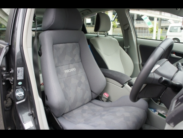 TOYOTA�@�v���E�X��RECARO�i���J���j�V�[�g�@�G���S���hD H�i�V�[�g�q�[�^�[�t���j�@�O���C�@����