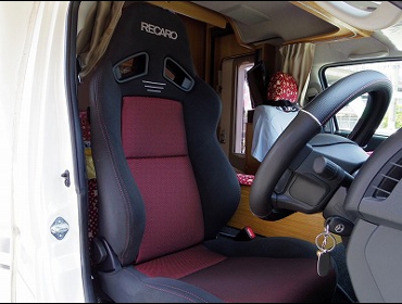 RECARO�i���J���V�[�g�j�@TOYOTA�@�n�C�G�[�X�@�L�����s���O�d�l�Ƀ��J���@SR-7F GK100�@BK/RED�@����