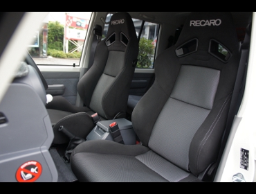 RECARO�i���J���V�[�g�j�@TOYOTA�@�����h�N���[�U�[76J�Ƀ��J���@SR-7 SK100H�i�V�[�g�q�[�^�[�t���j�@BK/SIL�@���@SR-7F SK100H�i�V�[�g�q�[�^�[�t���j�@BK/SIL�@����