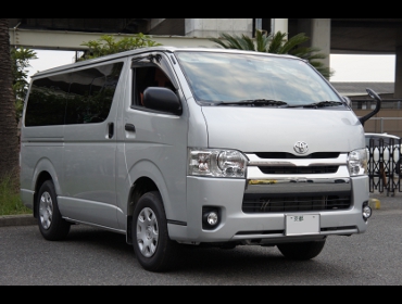 TOYOTA�@���W�A�X�G�[�X��RECARO�i���J���j�V�[�g����