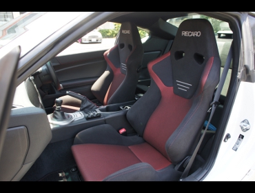 RECARO�i���J���V�[�g�j�@TOYOTA�@86�@ZN6�Ƀ��J���@SR-6�@GK100S�@BK/RED�@�~2�r�@����