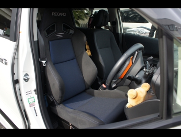 RECARO�i���J���V�[�g�j�@TOYOTA�@�V�G���^�n�C�u���b�h�@HHP170G�Ƀ��J���@SR-7F GK100�@BK/BL�@����