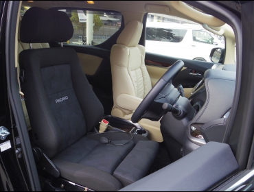 RECARO�i���J���V�[�g�j�@TOYOTA�@���F���t�@�C�A�@30�n�Ƀ��J���@�G���S���hMV�@�V�[�g�q�[�^�[�t���@BK�@����