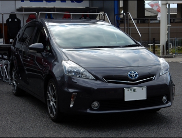 TOYOTA�@�v���E�X����RECARO�i���J���j�V�[�g����