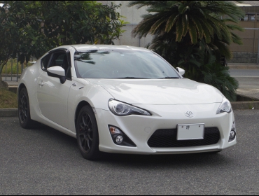 TOYOTA�@86�@ZN6��RECARO�i���J���j�V�[�g����