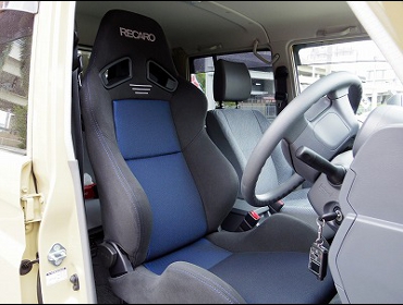 RECARO�i���J���V�[�g�j�@TOYOTA�@�����h�N���[�U�[70�@GRJ79�Ƀ��J���@SR-7�@GK100�@BK/BL�@����