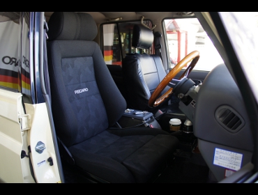 RECARO�i���J���V�[�g�j�@TOYOTA�@�����h�N���[�U�[�v���h�@�Ɂ@RECARO�i���J���j�@�G���S���hMV�@BK�@����