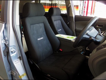 TOYOTA�@�v���E�X���@�Ɂ@RECARO�i���J���j�@�G���S���hMV�@BK�@���@�G���S���hD�@BK�@����