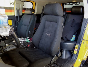 TOYOTA�@FJ�N���[�U�[�@���n���h���ԁ@�Ɂ@RECARO�i���J���j�@�G���S���hMV�@BK�@�V�[�g�q�[�^�[�t���@����