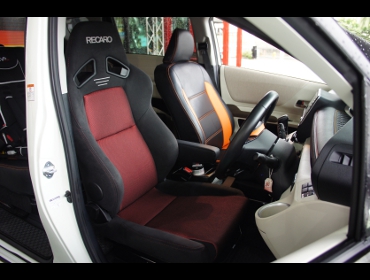 TOYOTA�@�V�G���^�@NSP170G�@�Ɂ@RECARO�i���J���j�@SR-7F�@GK100�@BK/RED�@�A�[�����X�g�i���U�[�j�t���@����