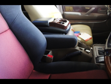 RECARO�i���J���V�[�g�j�@TOYOTA�@�����h�N���[�U�[�@HDJ81V�@�Ɂ@RECARO�i���J���j�@SR-7F�@GK100�@BK/RED�@�A�[�����X�g�t���@����