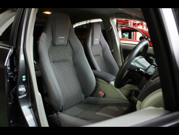 RECARO�i���J���V�[�g�j�@TOYOTA�@�v���E�X�@30�@�Ɂ@RECARO�i���J���j�@LX-F�@IN110�@�O���C�@�~2�r�@����