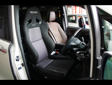 RECARO�i���J���V�[�g�j�@TOYOTA�@�G�N�X���C�A�@�Ɂ@RECARO�i���J���j�@SR-7F�@GK100�@BK/SIL�@�V�[�g�q�[�^�[�t���@�A�[�����X�g�t���@����