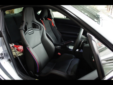 TOYOTA�@86�@ZN6�i2014�N�j�@�Ɂ@RECARO(���J���j�X�|�[�c�X�^�[LL100H���U�[SE�@BK���U�[�@����