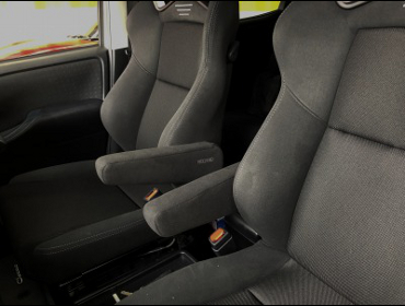 TOYOTA�@VOXY�@�n�C�u���b�h�@ZWR80W�@�Ɂ@RECARO�i���J���j�@SR-7F�@GK100�@BK/BK�@�A�[�����X�g�t���@�~���E�@����