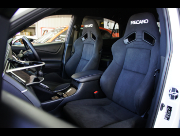 TOYOTA�@�n���A�[�@ZSU60W�i2017�N1���j�@�Ɂ@RECARO�i���J���j�@SR-7�@KK100�@BK�@���@SR-7F�@KK100�@BK�@����