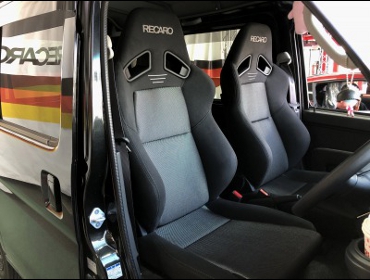 TOYOTA�@�s�N�V�X�o���@S331M�i2019�N�j�@�Ɂ@RECARO�i���J���j�@SR-7F�@GK100�@BK/SIL�@�~���E�@����