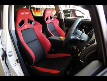 TOYOTA�@�v���E�X���@ZVW41�i2019�N�j�@�Ɂ@RECARO�i���J���j�@SR-7F GU100H RED�@�V�[�g�q�[�^�[�t���@�~���E�@����