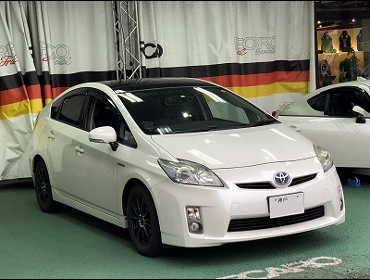 TOYOTA�@�v���E�X�@ZVW30�i2009�N�j�@�Ɂ@RECARO�i���J���j�@SR-7F�@KK100 BK�@�V�[�g�q�[�^�[�t�@����