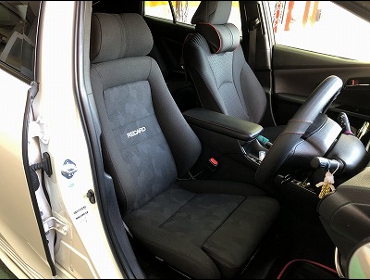 TOYOTA�@�v���E�X�@ZVW50�i2016�N�j�@�Ɂ@RECARO�i���J���j�@�G���S���hMV�@BK�@����