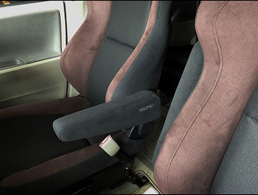 TOYOTA�@�m�A�@ZRR70G�i2008�N�j�@�Ɂ@RECARO�i���J���j�@SR-7F�@GU100H�@�u���E���@�V�[�g�q�[�^�[�t���@�A�[�����X�g�t���@�~���E�@����