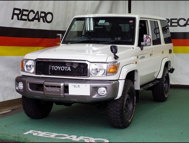 TOYOTA�@�����h�N���[�U�[70�@GRJ76�@�Ɂ@RECARO�i���J���j�@SR-7F�@KK100�@BK�@�~���E�@����