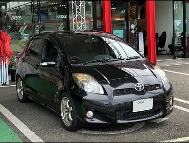 TOYOTA�@���B�b�cRS�@NCP91�i2008�N�j�@�Ɂ@RECARO�i���J���j�@SR-6�@GK100S�@BK/BK�@����