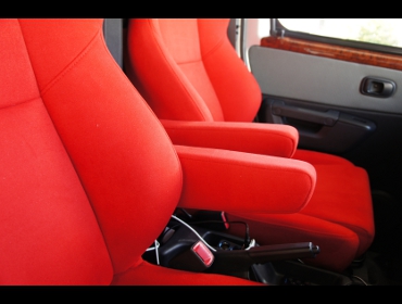 TOYOTA�@�^�E���G�[�X�o���@S402�i2018�N4���j�@�Ɂ@RECARO�i���J���j�@SR-7F�@KK100�@RED�@A/R�@���ʃV���[�g���H�@�~���E�@����