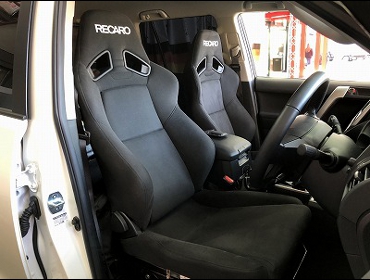 TOYOTA�@�����h�N���[�U�[�v���h�@150�i2019�N�j�@�Ɂ@RECARO�i���J���j�@SR-7F�@KK100�@BK�@�~���E�@����