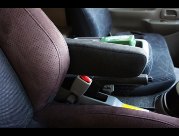 TOYOTA�@�J�����[�h�@KDY281���@�Ɂ@RECARO�i���J���j�@SR-7F�@GU100�@�u���E���@�A�[�����X�g�t���@����