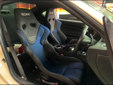 TOYOTA�@86�@ZN6�@�Ɂ@RECARO�i���J���j�@RS-G�@GK�@BK/�u���[�@���@SR-6�@GK100S�@BK/�u���[�@����