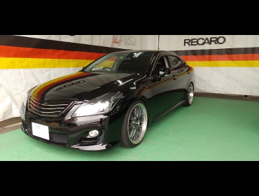 TOYOTA�@�N���E���A�X���[�g�@GRS204�i2008�N�j�@�Ɂ@RECARO�i���J���j�@SR-7�@GK100�@BK/BK�@���@SR-7F�@GK100�@BK/BK�@����