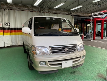 TOYOTA�@�n�C�G�[�X�@KZH100H�i2001�N�j�@�Ɂ@RECARO�i���J���j�@SR-7F�@KK100�@BK�@���ʃV���[�g���H�@����