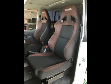 TOYOTA�@�����h�N���[�U�[70�@�Ɂ@RECARO�i���J���j�@SR-7�@GU100H�@�u���E���@�V�[�g�q�[�^�[�t���@���@SR-7F�@GU100H�@�u���E���@�V�[�g�q�[�^�[�t���@����